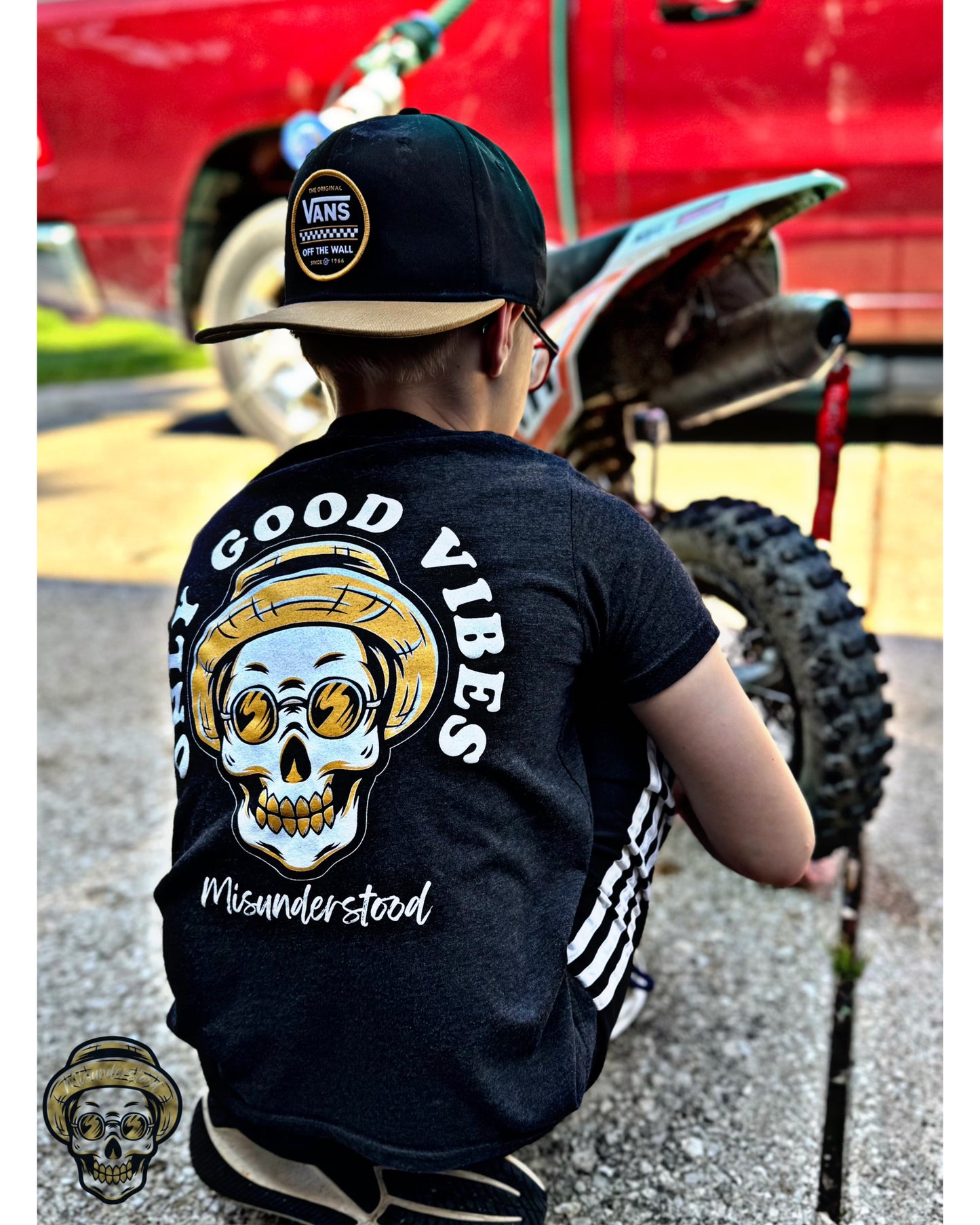 "Only Good Vibes" Short Sleeve Youth